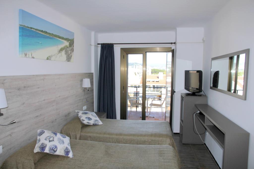 Hotel Maria Teresa Calonge  Exteriör bild