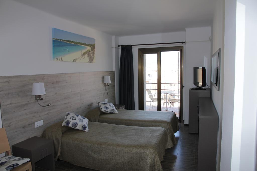Hotel Maria Teresa Calonge  Exteriör bild