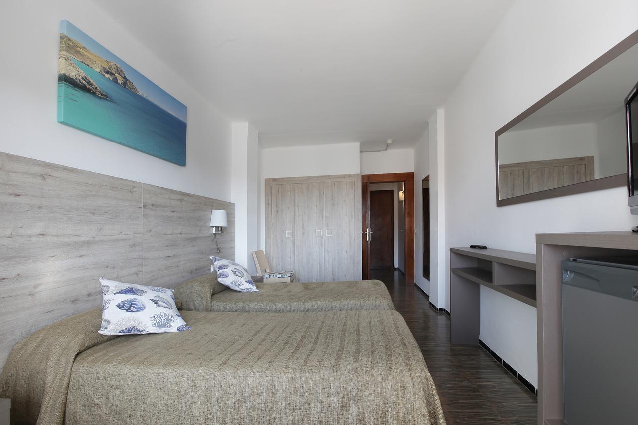 Hotel Maria Teresa Calonge  Exteriör bild