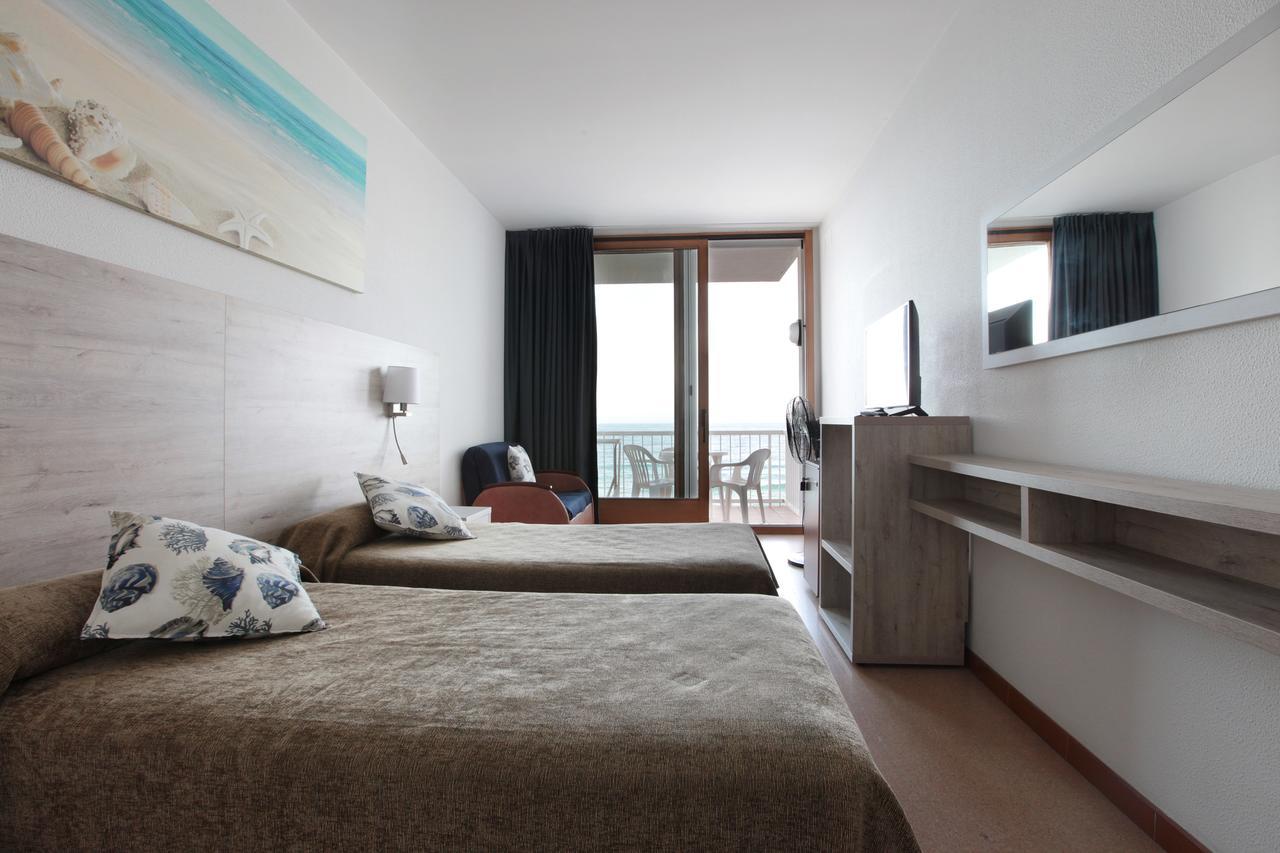 Hotel Maria Teresa Calonge  Exteriör bild